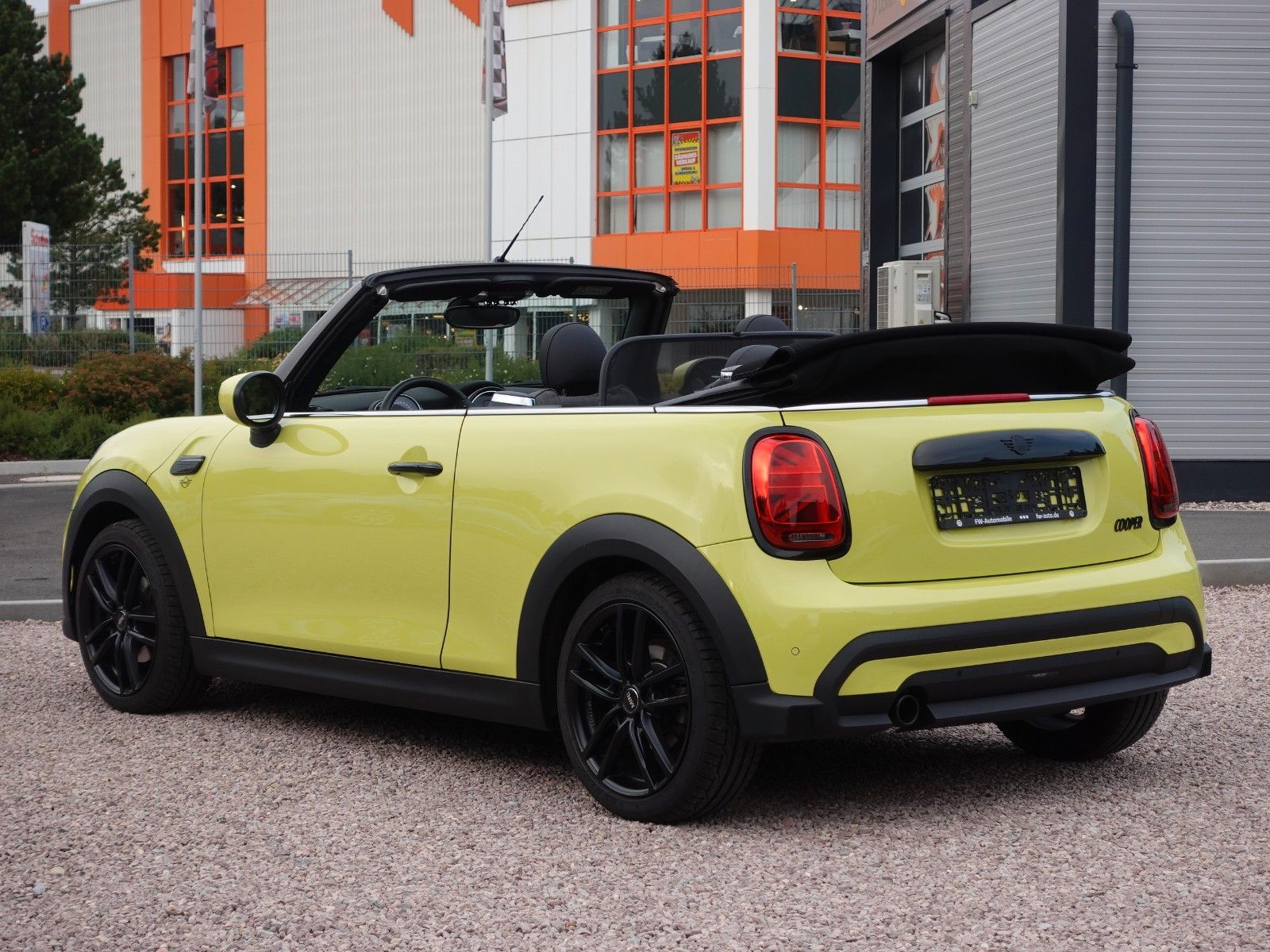 Fahrzeugabbildung MINI Cooper Cabrio Aut. I.Hd Navi CarPlay ZestyYellow