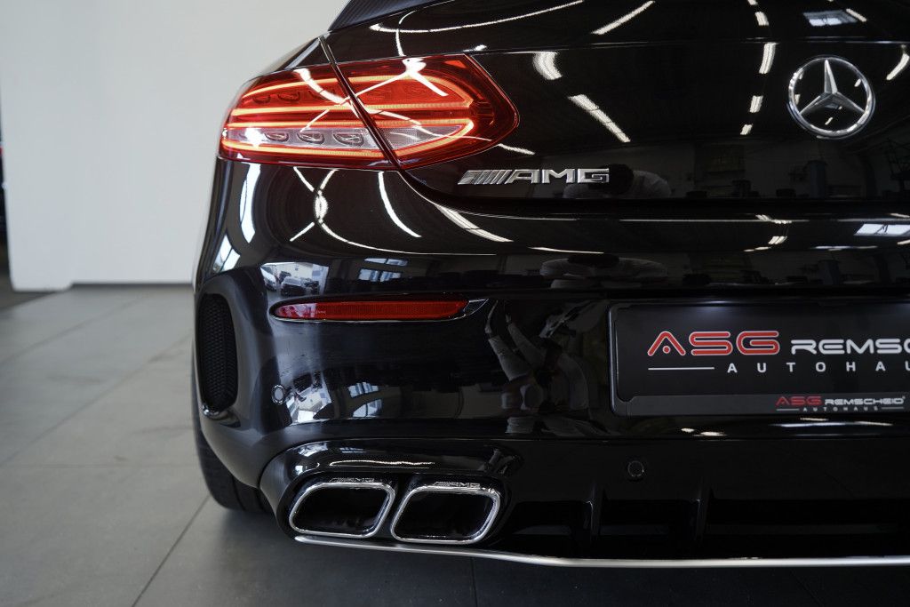 Mercedes Benz C 63 Amg