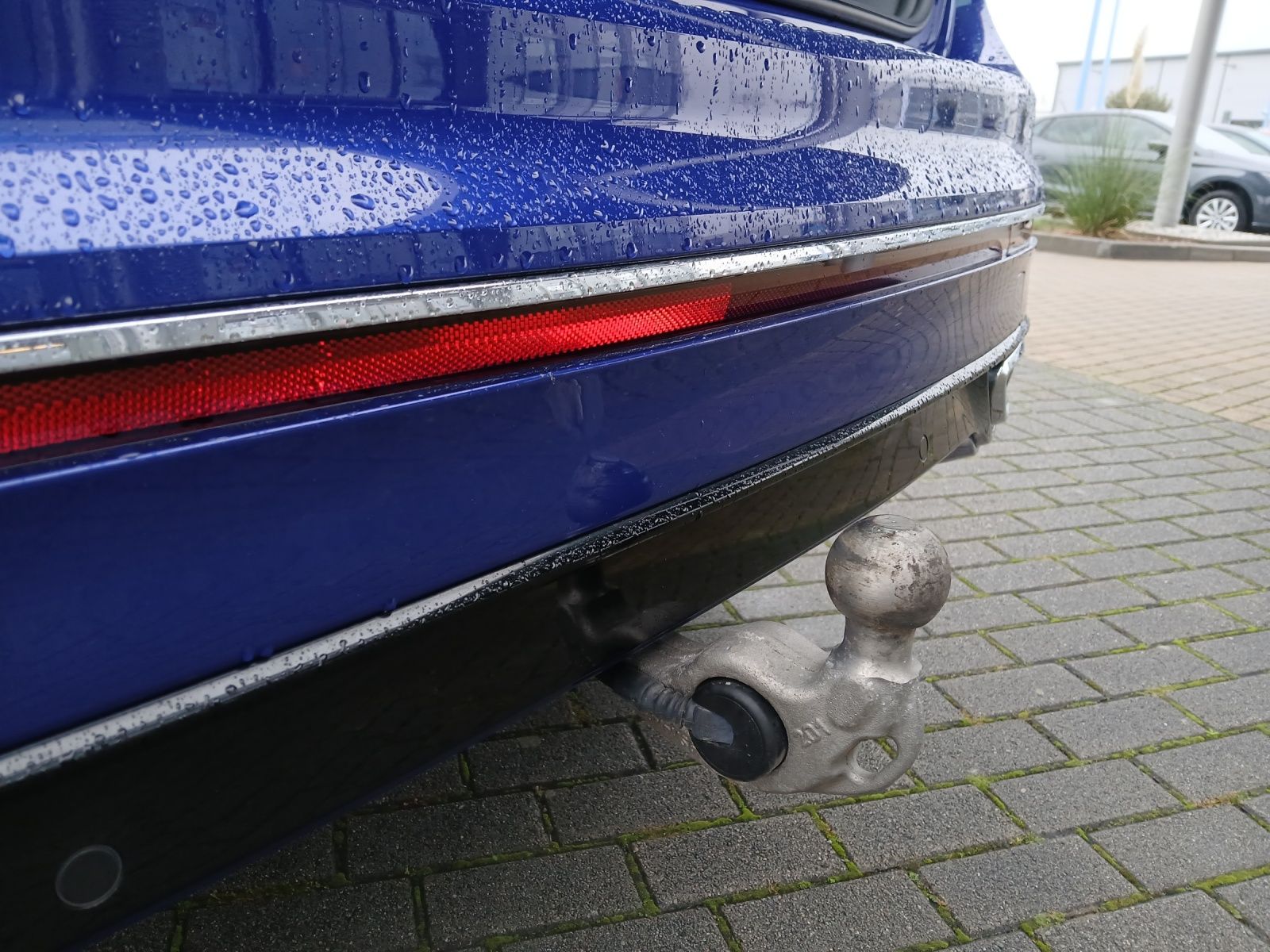 Fahrzeugabbildung Volkswagen Tiguan TDI R-Line DSG 4M STH Matrix AHK ACC RFK