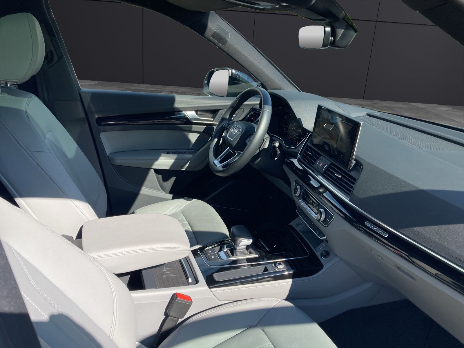 Fahrzeugabbildung Audi Q5 50 TDI quattro S line