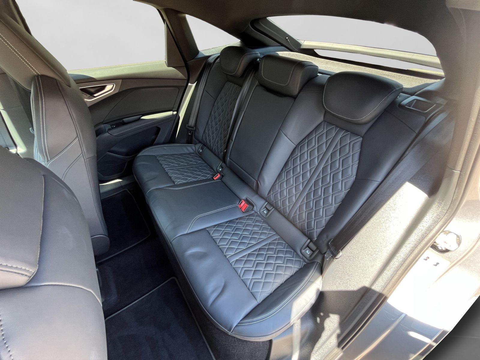 Audi Q4 e-tron - Bild 15
