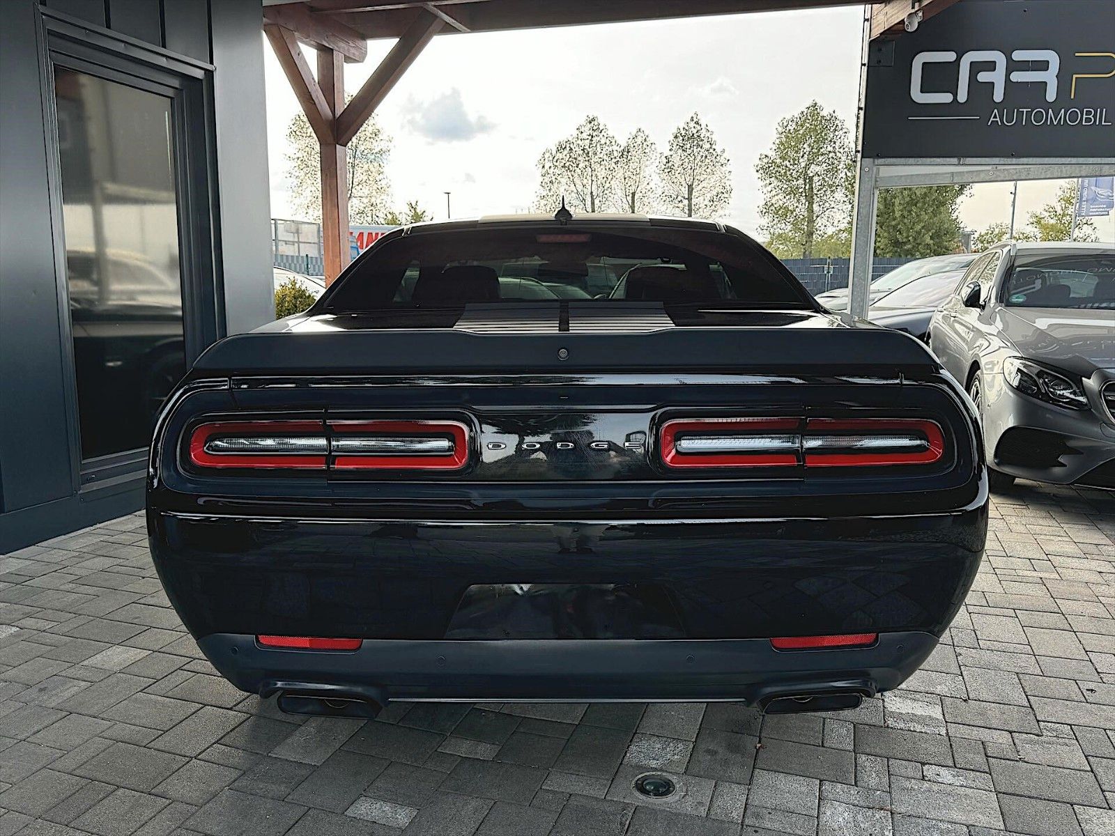 Fahrzeugabbildung Dodge Challenger 5.7 V8 R/T Black Edition Performance