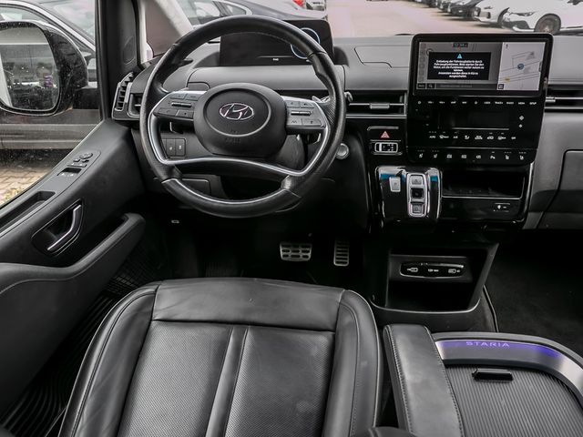 Hyundai Staria 2.2 Signature 4WD Autobahnassistent Leder