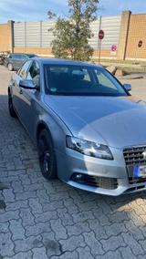 Audi A4 B8 2.0 TDI - Audi A4 aus 2010 mit Diesel-Antrieb: Limousine