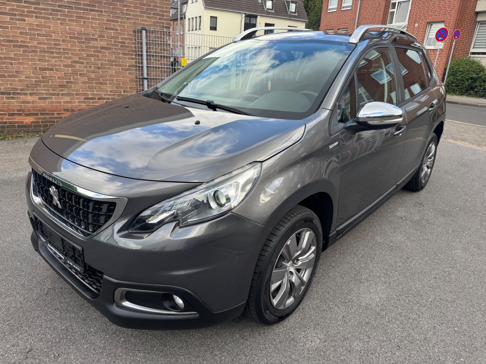 Peugeot Peugeot 2008 Style-Navi-PDC-Klimaaut.-LMF-ZR 2024 