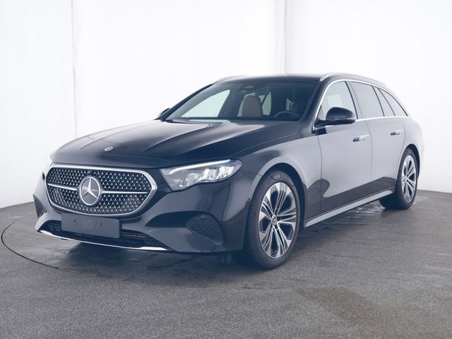 Vorschaubild von:        Mercedes-Benz
                    E 220 d T 4M Avantgarde AHK Kamera 19" LED Leder
      