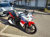 Honda CBR125R - RENNSPORT VON 81 BIS 125 CCM