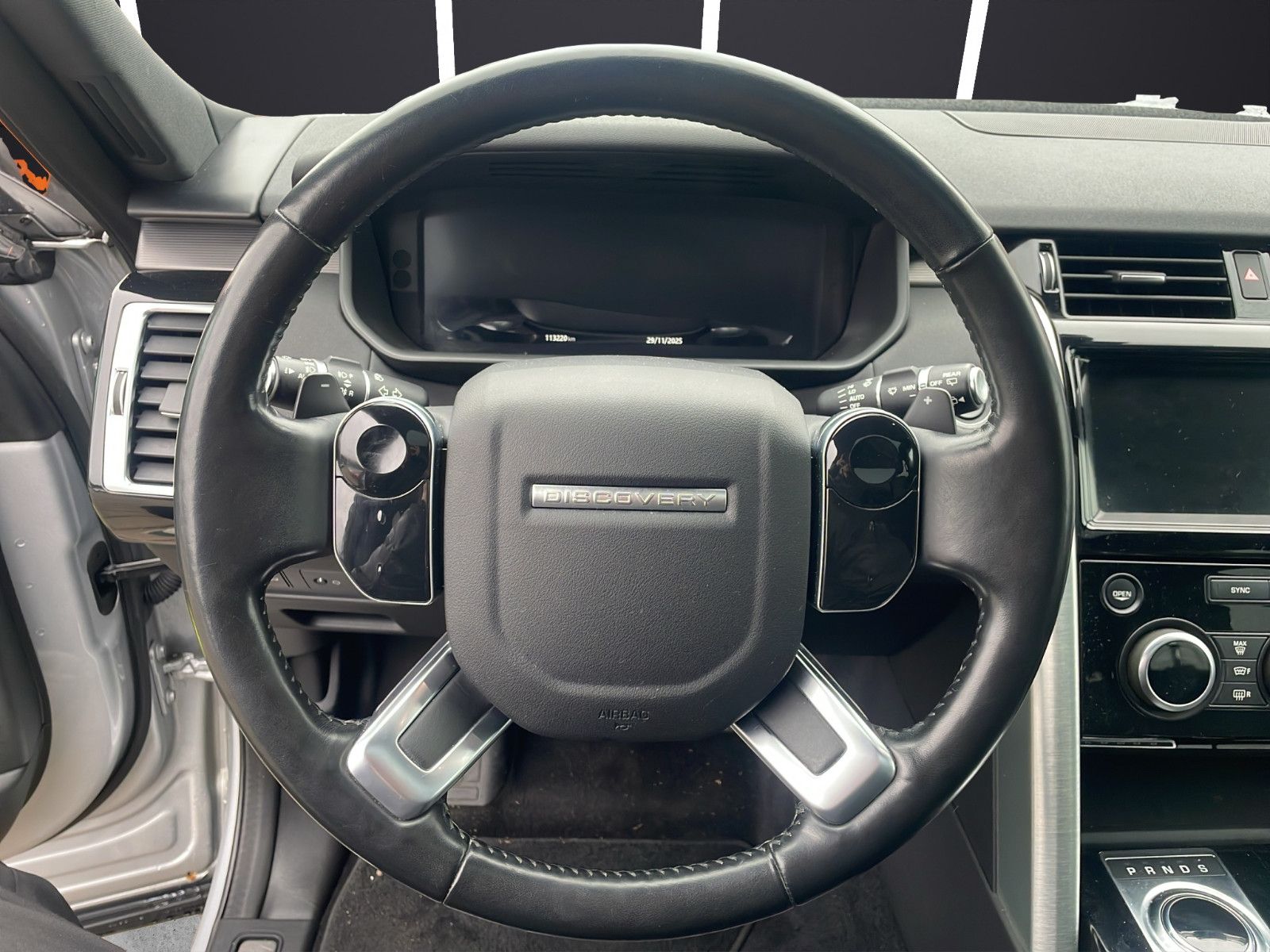 Fahrzeugabbildung Land Rover Discovery *Memory*Navi*Allrad*7Sitzer*Kamera*