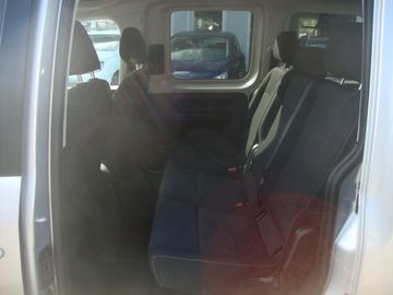 Volkswagen Caddy - 11