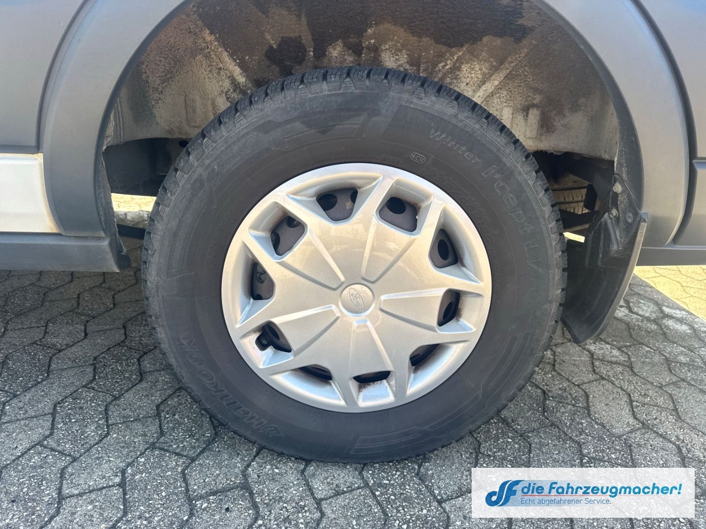 Fahrzeugabbildung Ford Transit Kombi 350 L3 Trend Temp Tel.-Vorb. *2020
