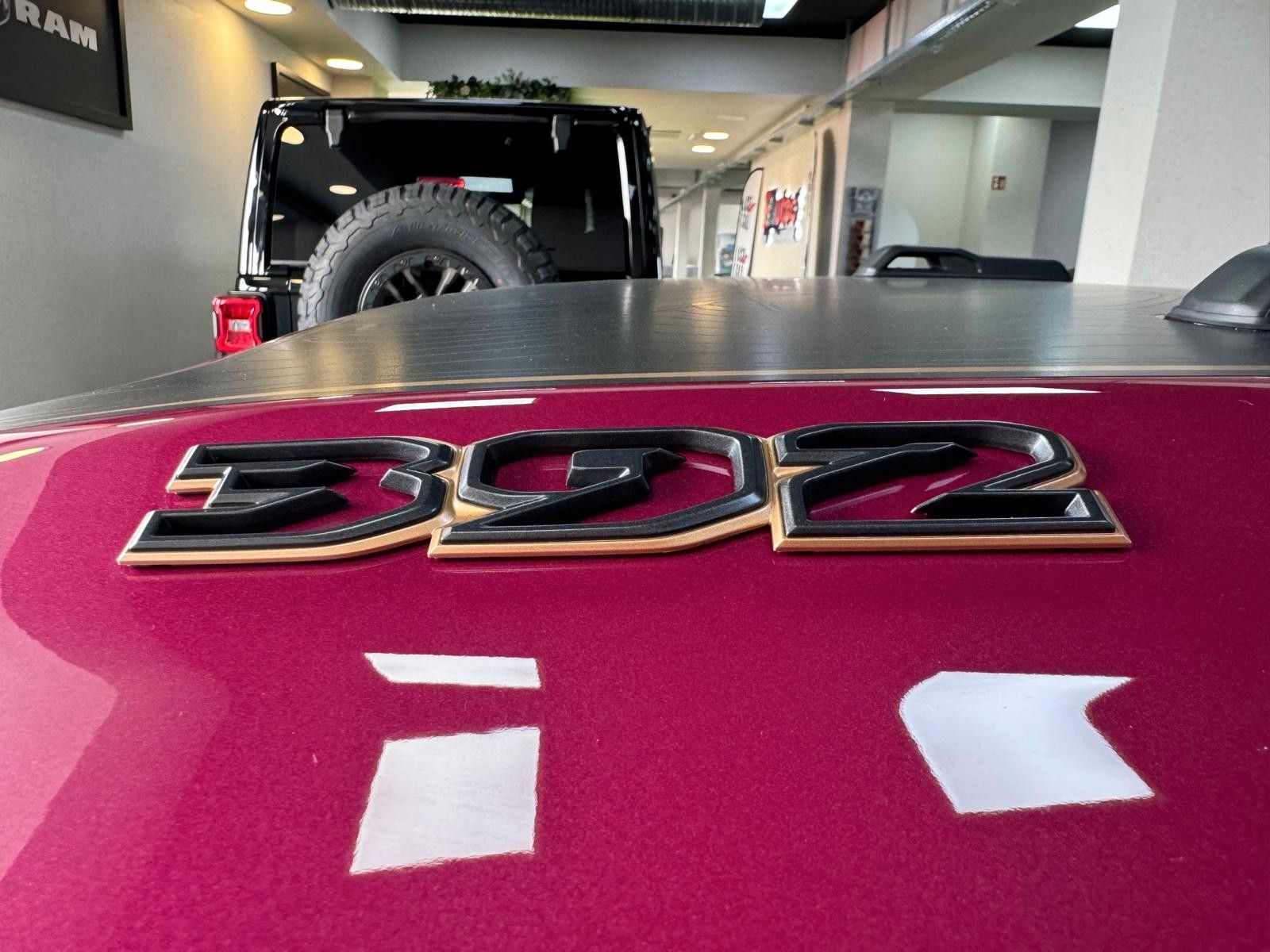Fahrzeugabbildung Jeep 392 FINAL EDIT. 6.4L-V8 SKY ONE-WINDE-AHK 3.5To.