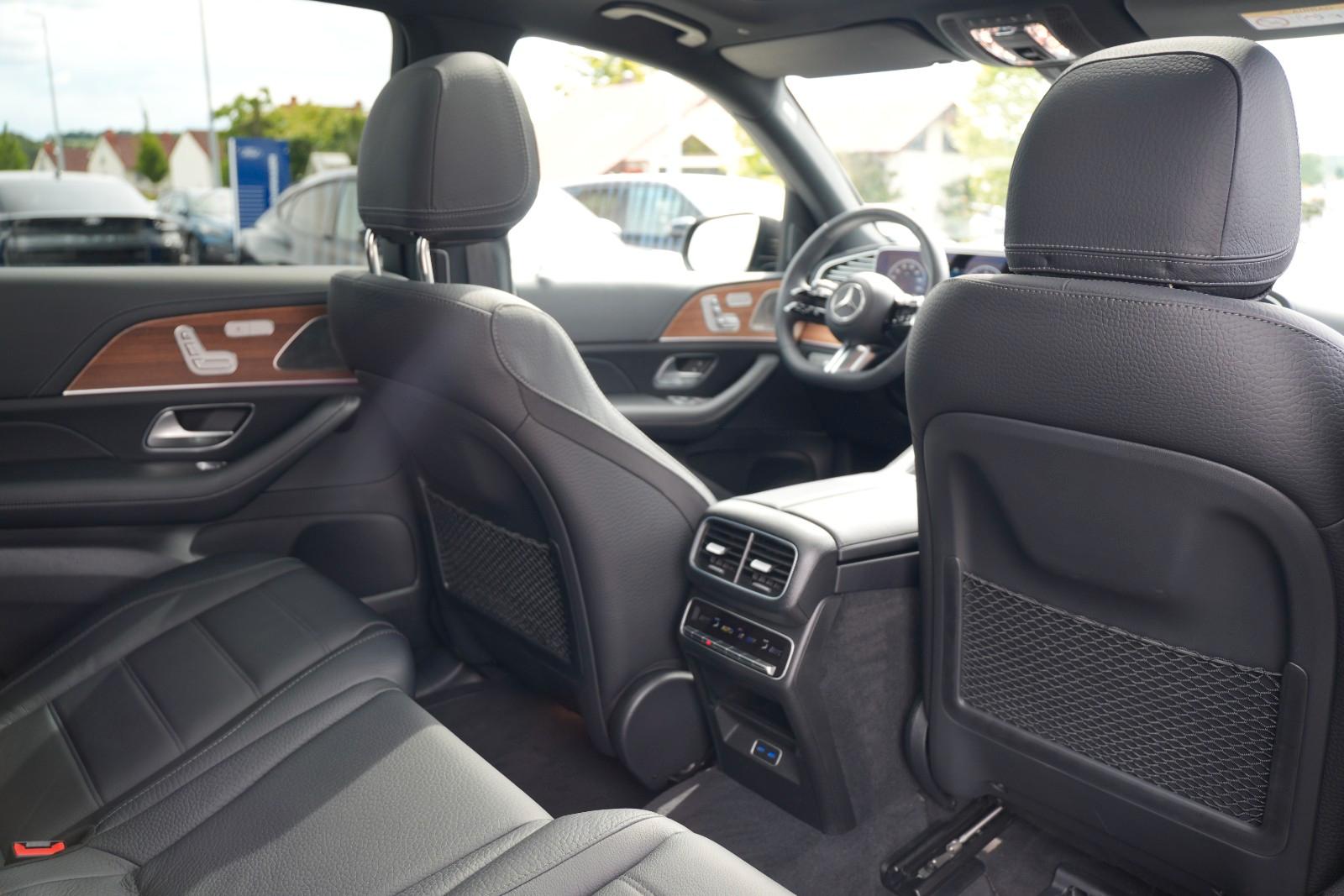 Mercedes-Benz GLS 450 4-Matic AHK PANO 23-Zoll AMG-Line