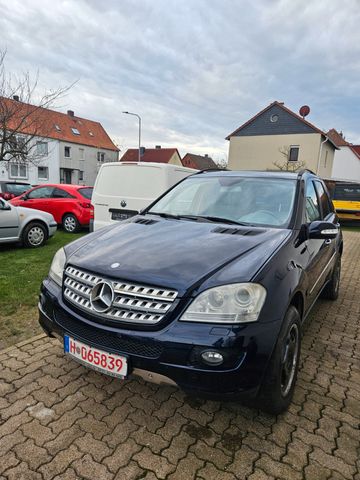 Mercedes-Benz ML 320 ML -Klasse ML 320 CDI