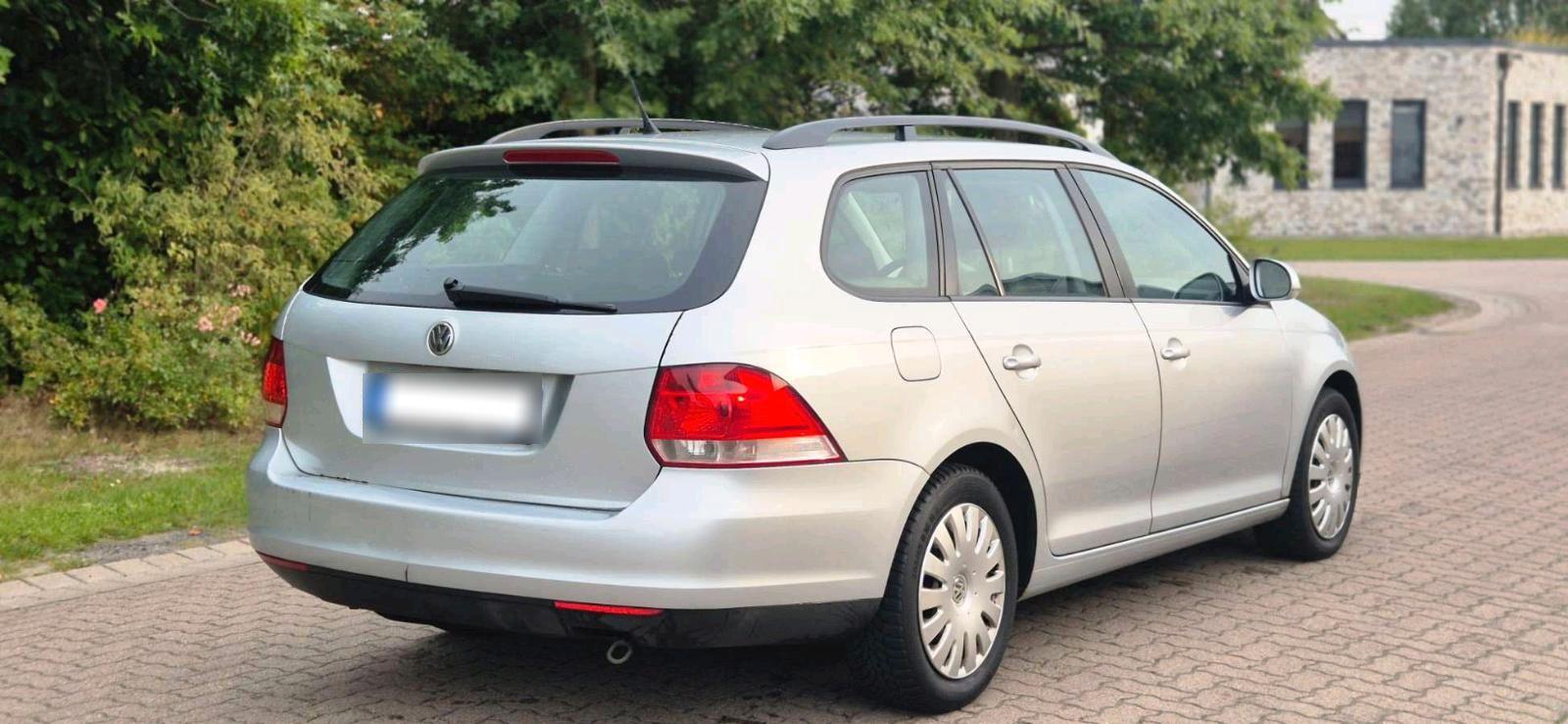 Volkswagen Golf 2009 — двигун 105 HP (77kW)
