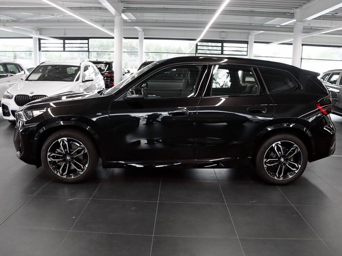 BMW X1 xDrive23d M-Sport Premium-Paket LM 19 AHK foto 2
