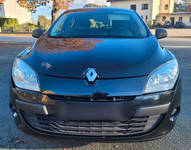 Renault Megane 1,6 Benzin Navi Sitzheizung...