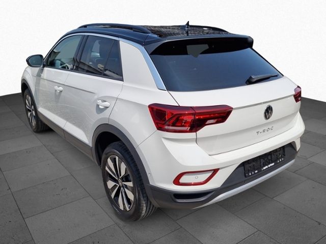Fahrzeugabbildung Volkswagen T-Roc 1.5 TSI MOVE SHZ FRONT LANE LIGHT ASSIST A