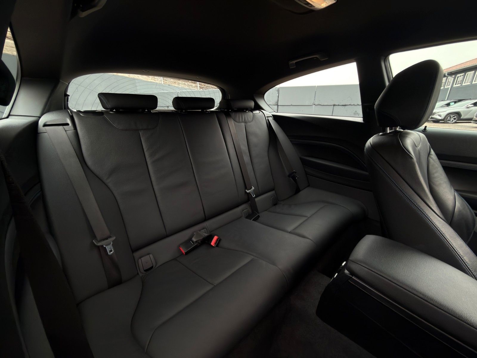 Fahrzeugabbildung BMW 120i F21 M Sport 2Z-Klima Leder LED PDC TEMP.