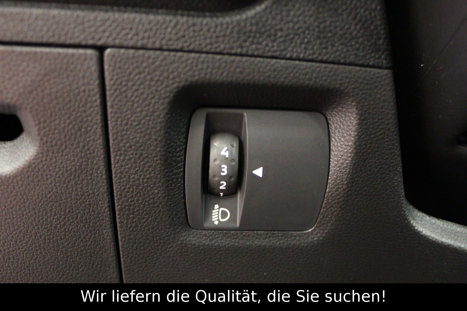 Fahrzeugabbildung Dacia Sandero Stepway Eco-G 100 Extreme+