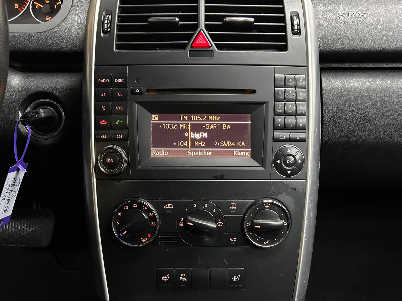 Fahrzeugabbildung Mercedes-Benz A 180 CDI Avantgarde LEDER+SHZ+PDC+TEMPO+KLIMA+