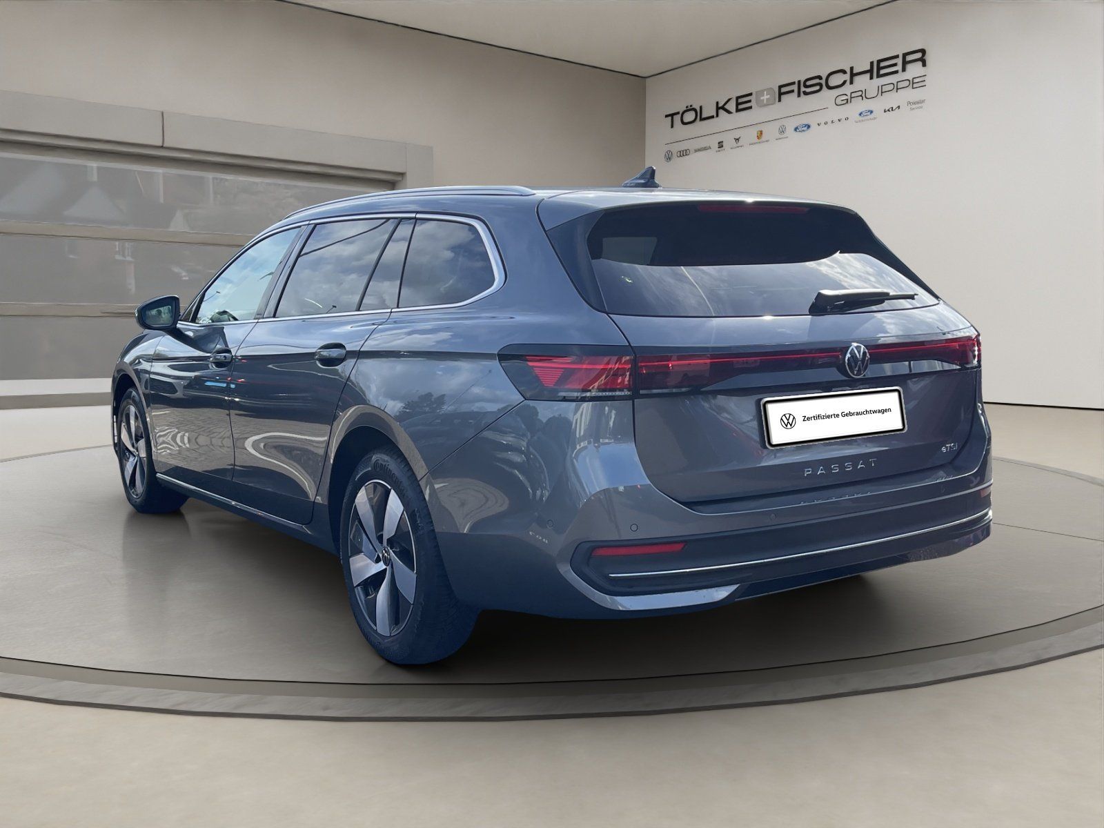 Volkswagen Passat Variant 1.5 eTSI W Business ACC AHK AUT foto 4