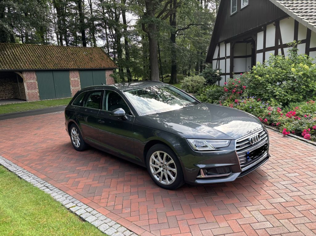Image of Audi A4