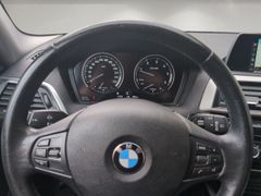 BMW 120 d ~Navi~LED~ PDC
