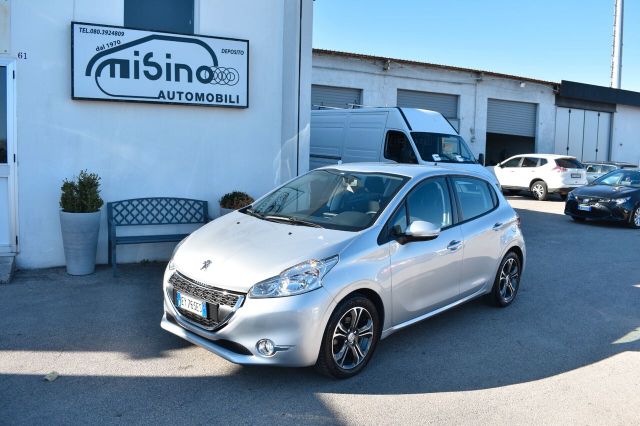 Peugeot 208 1.4 HDi 68 CV 5 porte Allure