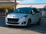 Peugeot 5008 Allure TÜV NEU 7SITZER S-HEFT P - DACH R-KA - gebrauchte Peugeot 5008 aus dem Jahr 2016