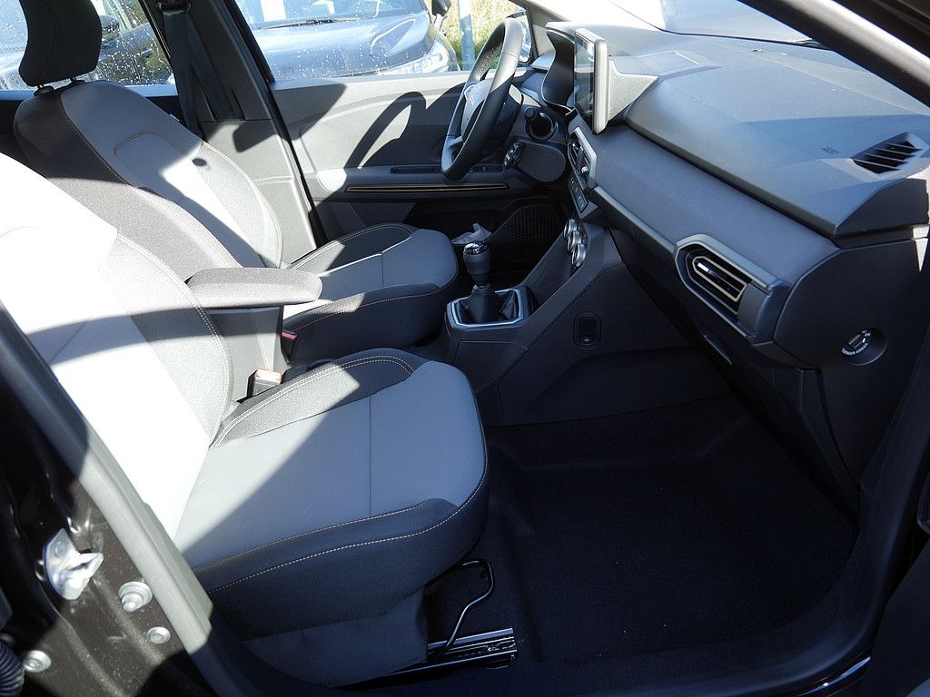 Fahrzeugabbildung Dacia Sandero Stepway Extreme TCe 110