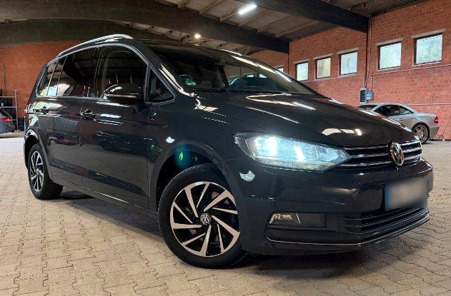 Image of Volkswagen Touran