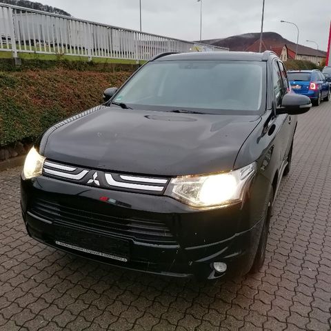 Mitsubishi Outlander 2.2 DI-D Invite