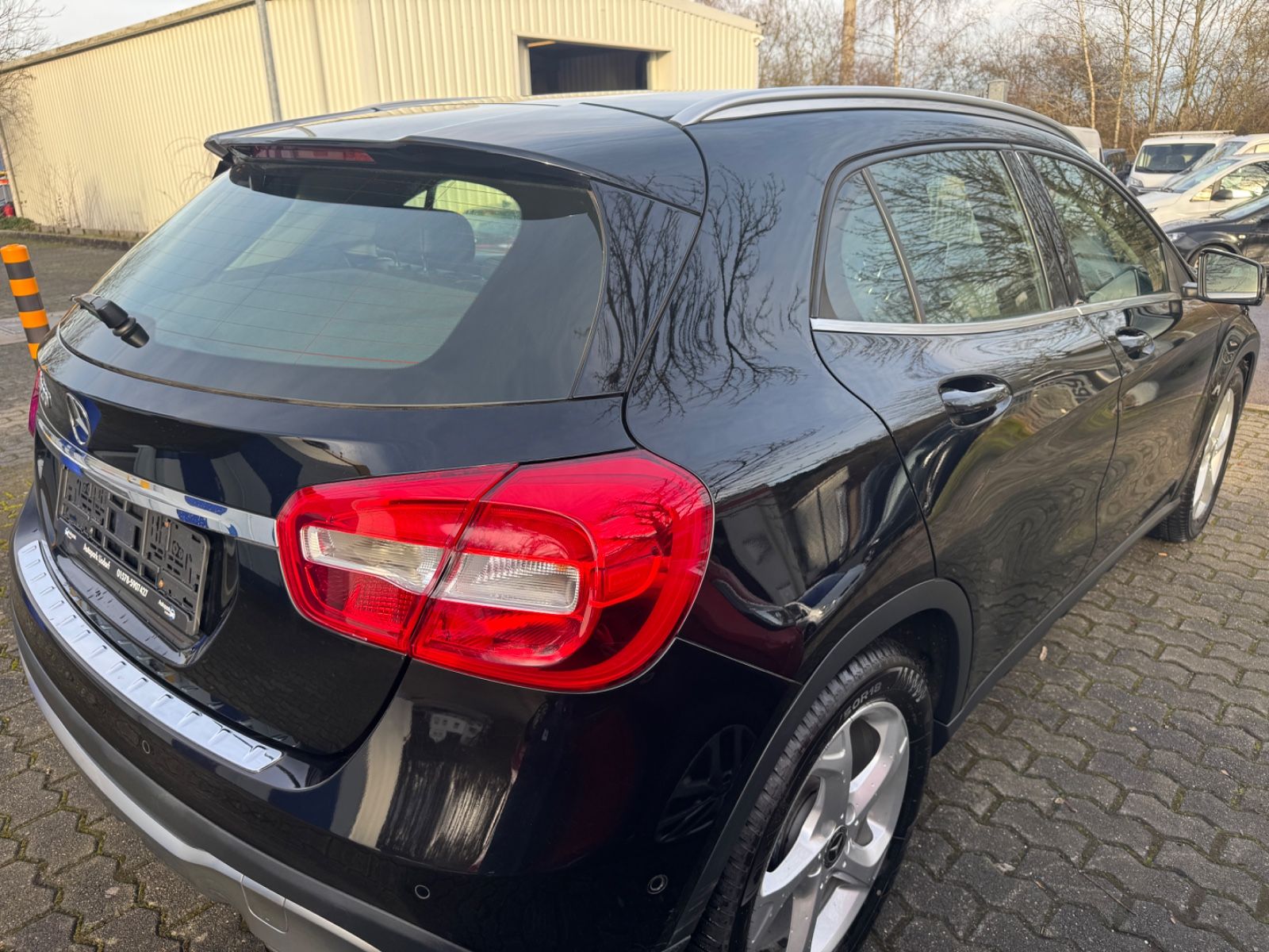 Fahrzeugabbildung Mercedes-Benz GLA 200 Leder+Navi+Kamera+Bluetooth