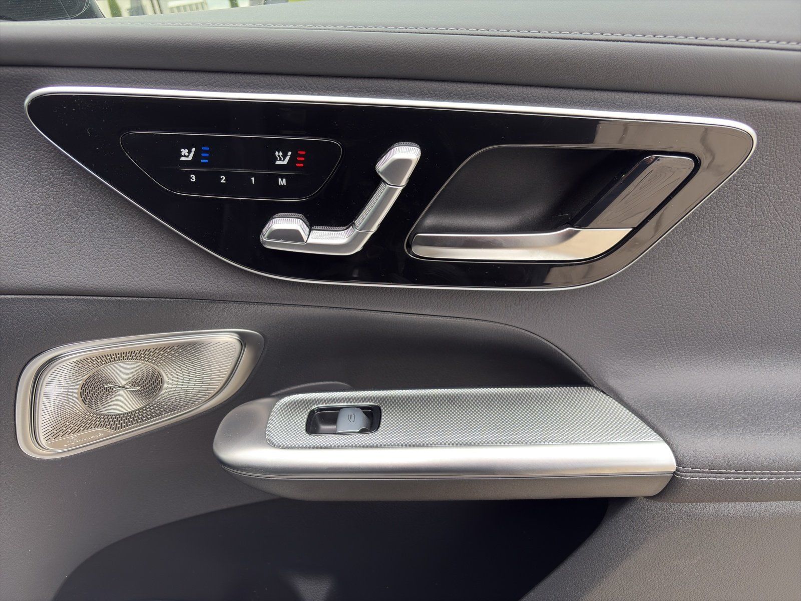 Fahrzeugabbildung Mercedes-Benz GLC 450 d 4M AMG DIGTL 360° Airmatic DISTR AHK