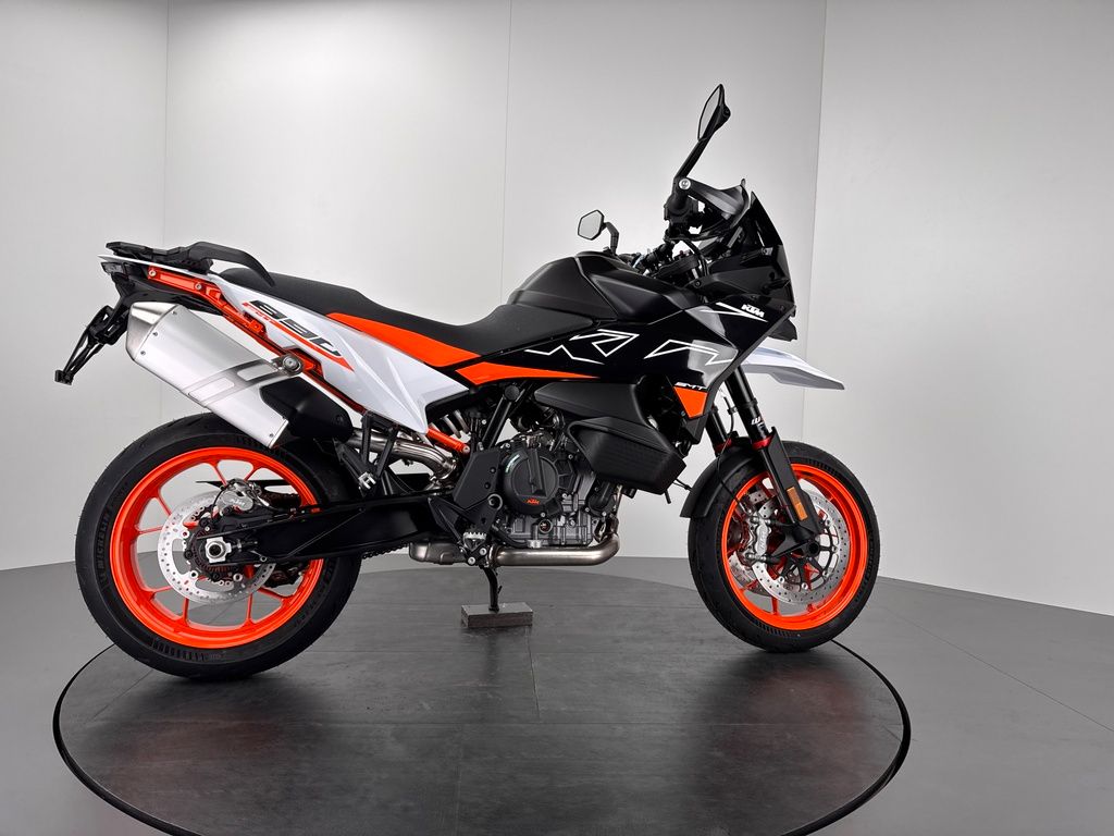 Fahrzeugabbildung KTM 890 SMT *NEUFAHRZEUG *0KM