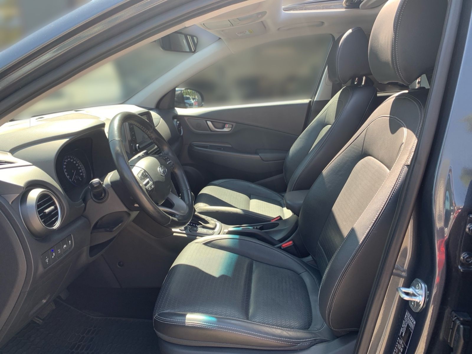 Fahrzeugabbildung Hyundai Kona 1.6 DCT Premium 4WD AHK Schiebedach Krell N