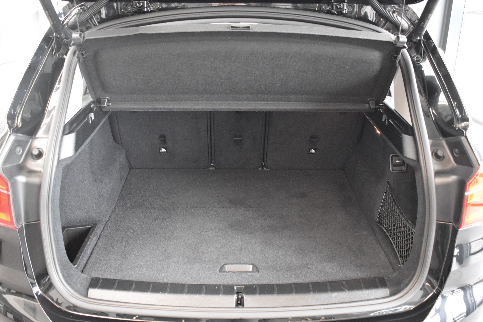 BMW X1 sDrive18d Automatik Navi3D~DAB~PDC~Sportsitze foto 12