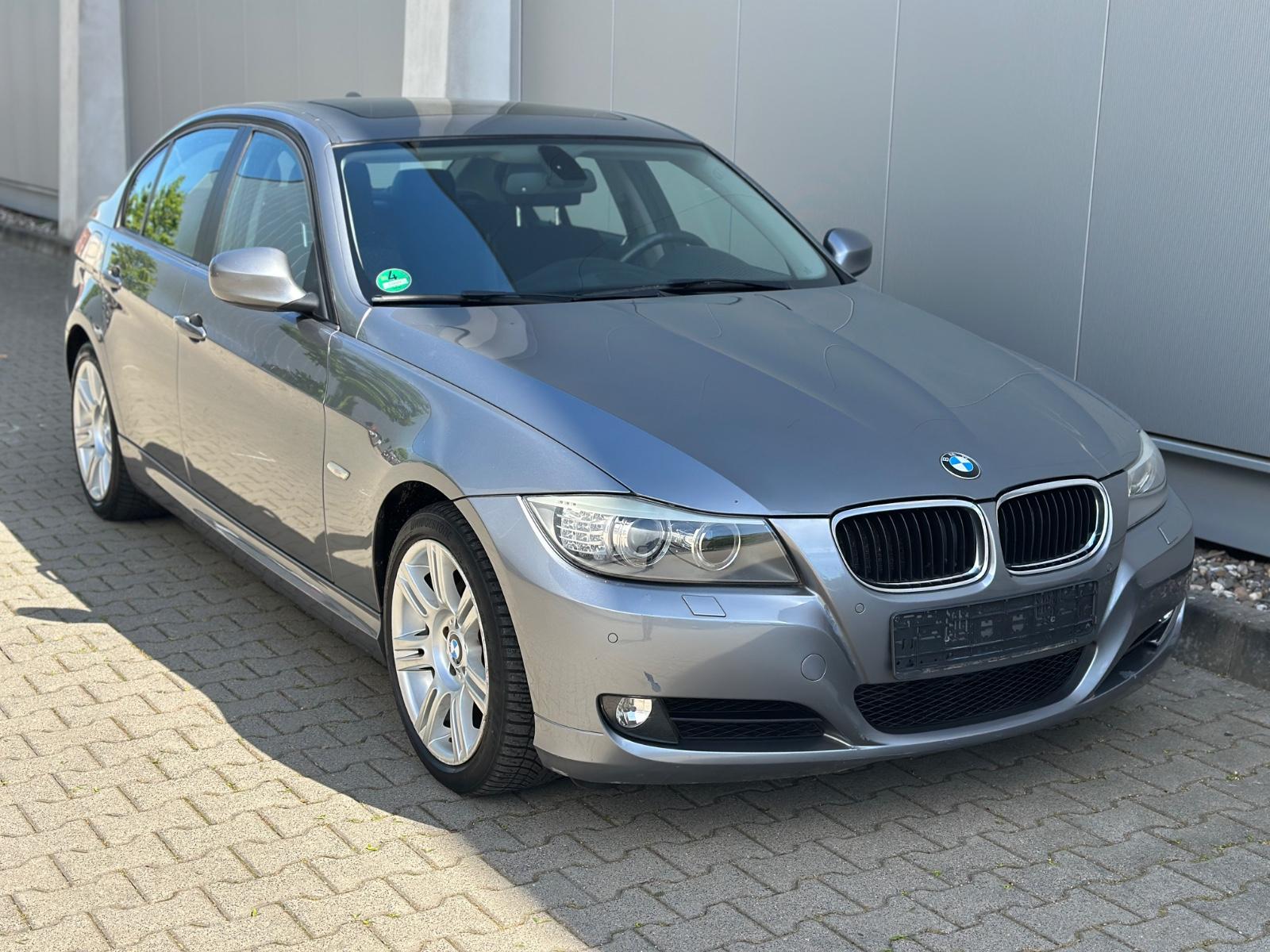 BMW Limousine 318i/Xenon/NaviProf/PDC/Tempomat/GlasD