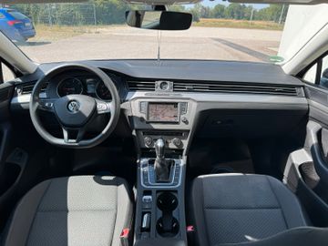 Volkswagen Passat Variant - 10