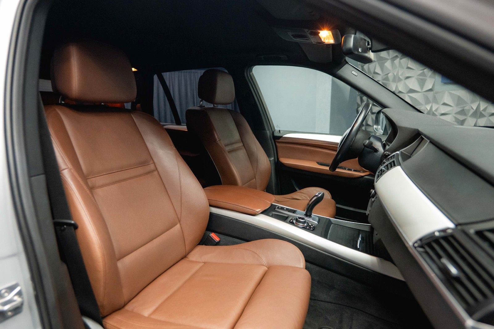 Fahrzeugabbildung BMW X5 xDrive 30d M Sport *TÜV NEU*Xenon*Facelift*