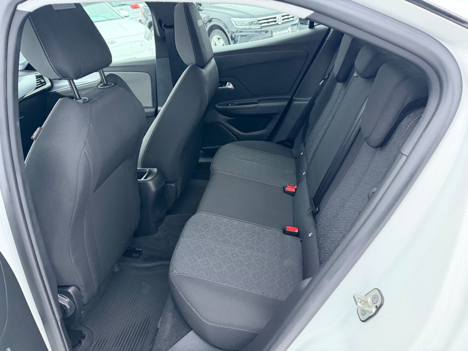 Fahrzeugabbildung Opel Mokka elektro°50 kWh°CCS°LED°Kamera°1.Hand°