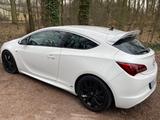 Opel Astra 2.0 Turbo 206kW OPC S/S OPC - Opel Astra von privat