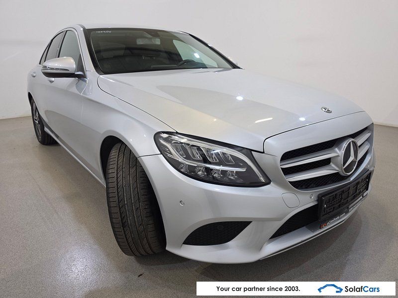 Mercedes-Benz C 180 d Avantgarde Aut. LED Widescreen Navi 1/2 imagem 3