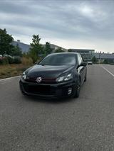 Volkswagen Golf 2.0 TSI GTI Adidas Edition - Volkswagen Golf: GTI Adidas