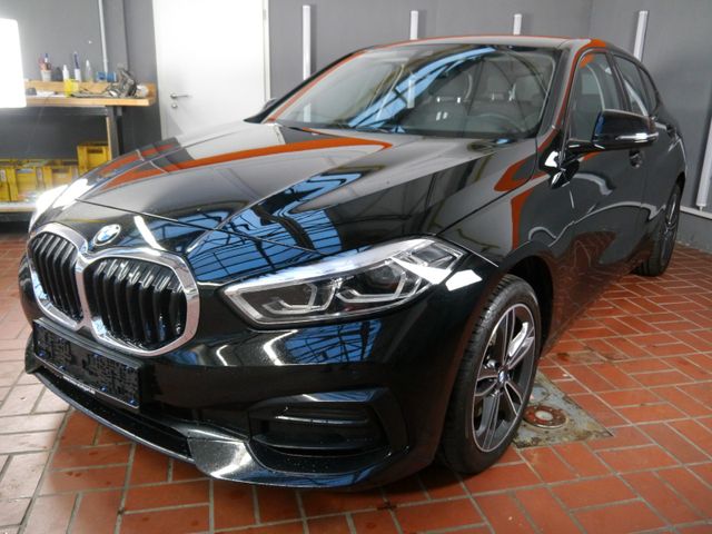 BMW 118iA. Sport Line*Digital Tacho*LC-Prof.*LED.*