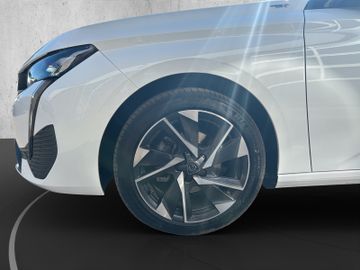Peugeot 308 Allure Pack1.2 PureTech 130 +Kam.+Navi+360