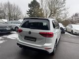 Volkswagen Touran 2.0 TDI DSG 7-Sitze, 2x R-line ,Pano,Ahk - Volkswagen Touran: 7 Sitze