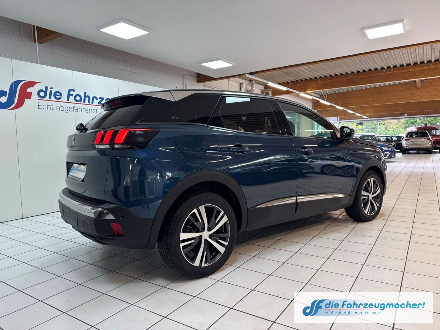 Fahrzeugabbildung Peugeot 3008 Allure Pack 1.2 PureTech 130 EU6d