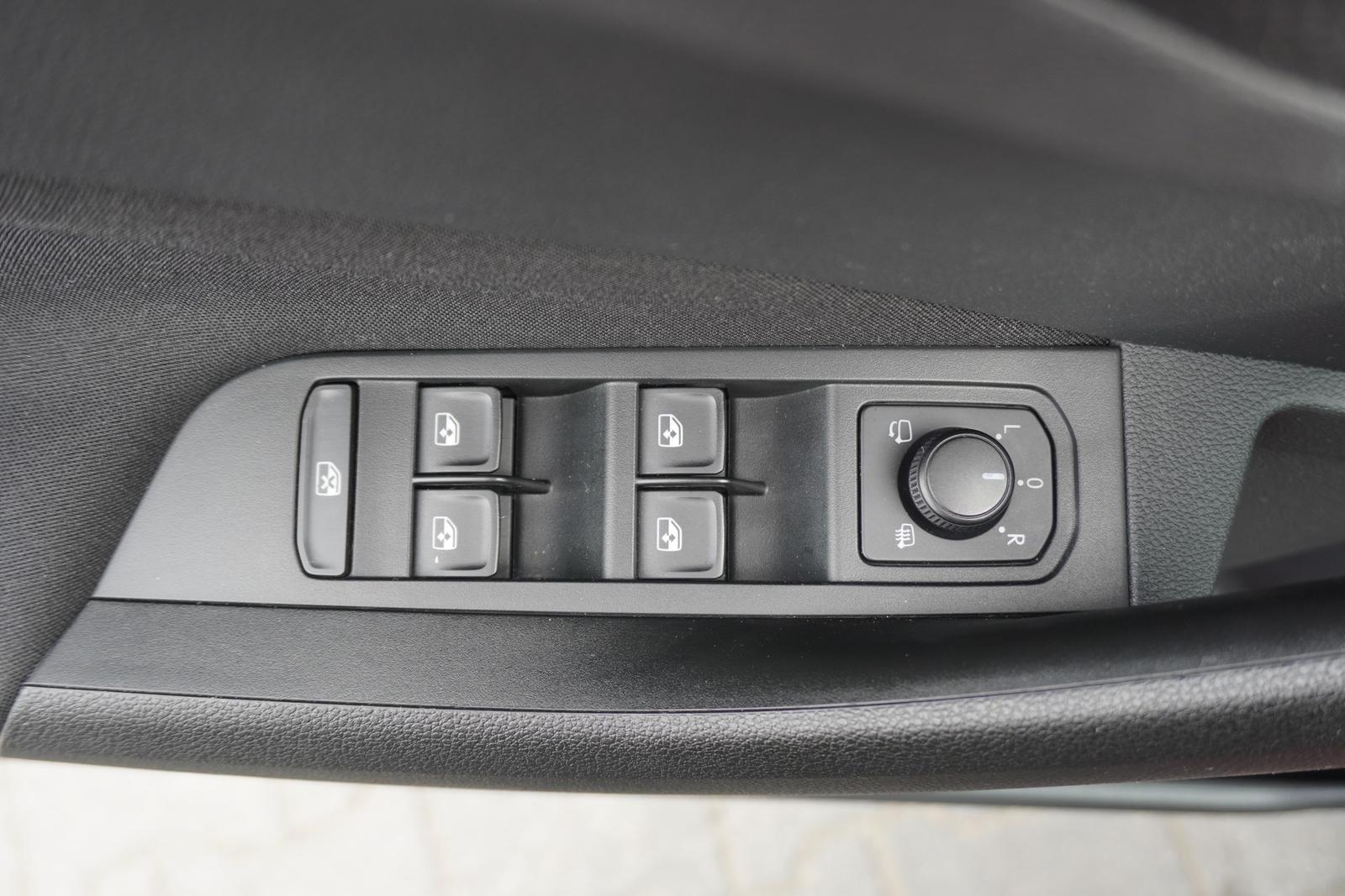Skoda Kamiq 1.0 TSI DSG Monte Carlo LED Navi Panorama