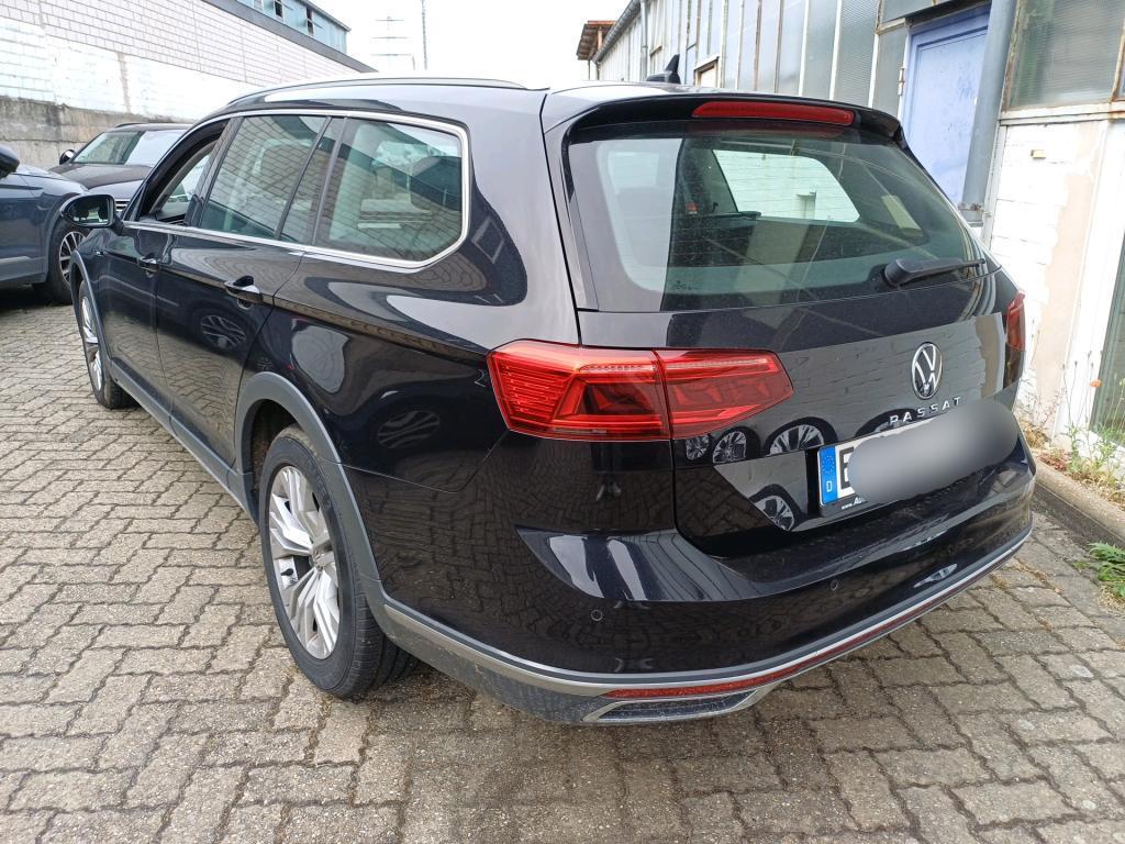 Volkswagen Passat 2.0 TDI Alltrack 4Motion 5JGarant, миниатюра 4